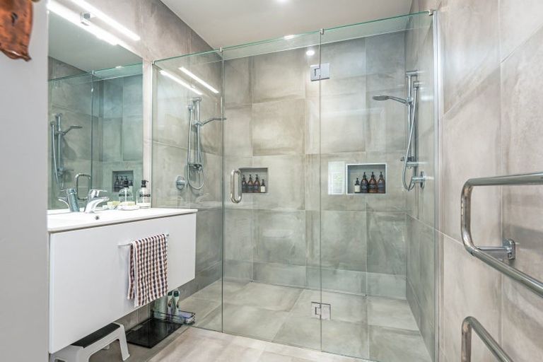 Photo of property in 80 Lyndhurst Street, Takaro, Palmerston North, 4412