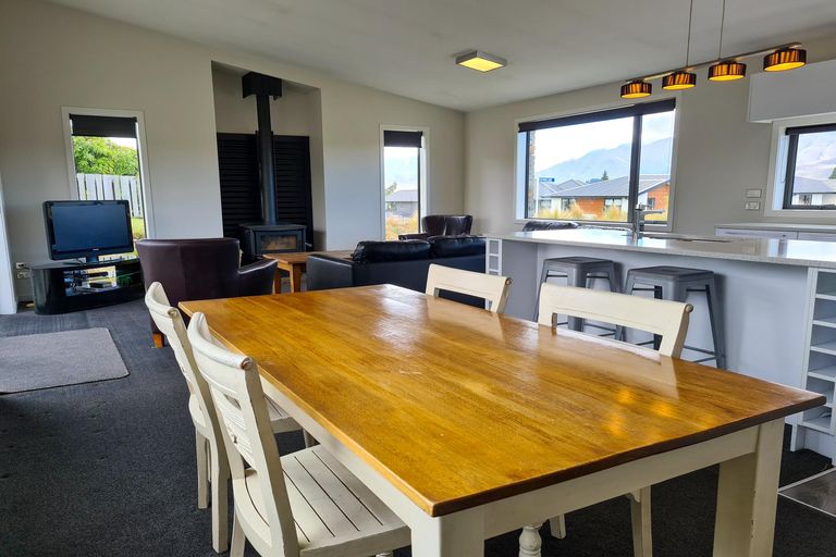 Photo of property in 14 Andrew Don Drive, Lake Tekapo, 7999