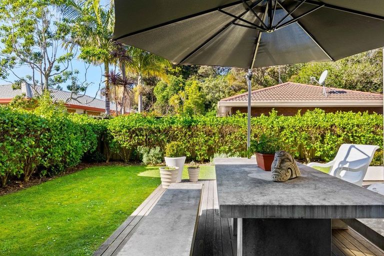 Photo of property in 8 Kensington Drive, Orewa, 0931