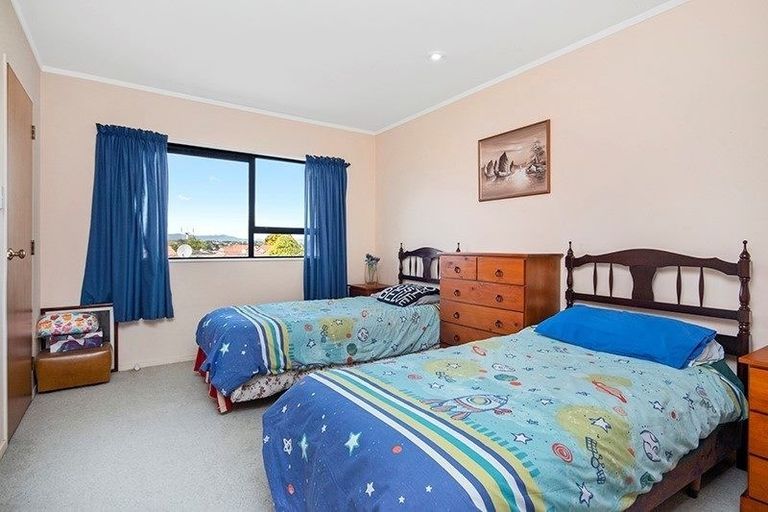 Photo of property in 7 Churchill Terrace, Waiuku, 2123