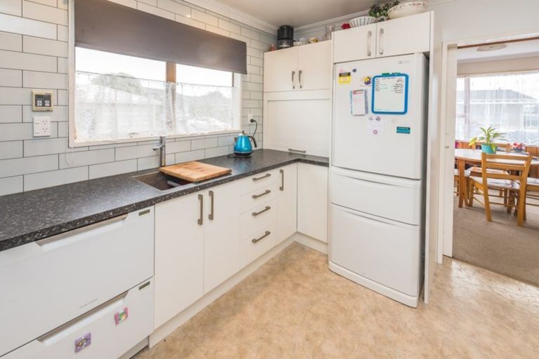 Photo of property in 1 Essex Place, Springvale, Whanganui, 4501