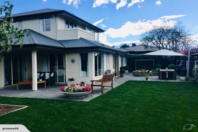 Photo of property in 17 Gillean Street, Havelock North, 4130