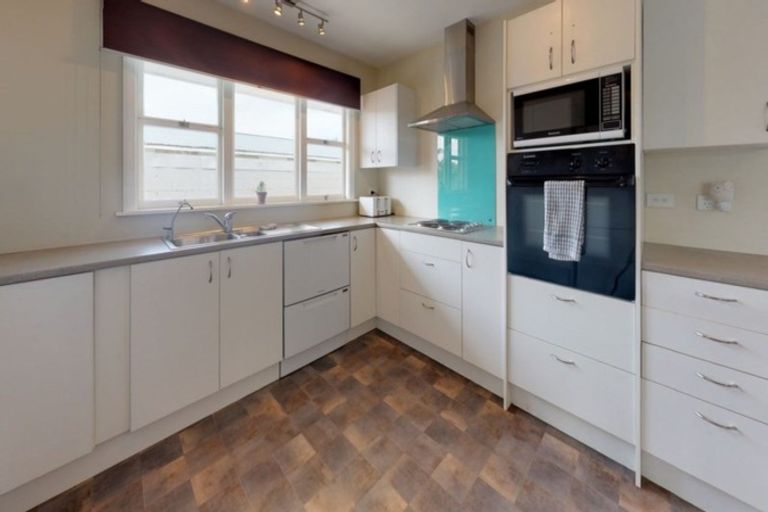 Photo of property in 18 Oxford Street, Hampstead, Ashburton, 7700