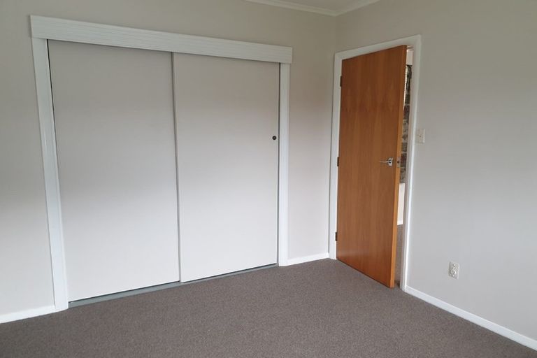 Photo of property in 15 Mckillop Street, Ranui, Porirua, 5024