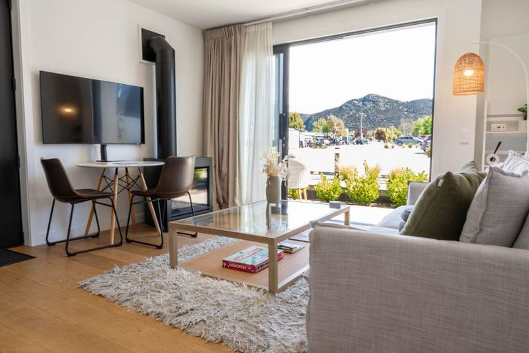 Photo of property in 17c Kidds Way, Albert Town, 9305