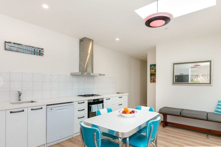Photo of property in 79 Elizabeth Street, Mount Victoria, Wellington, 6011