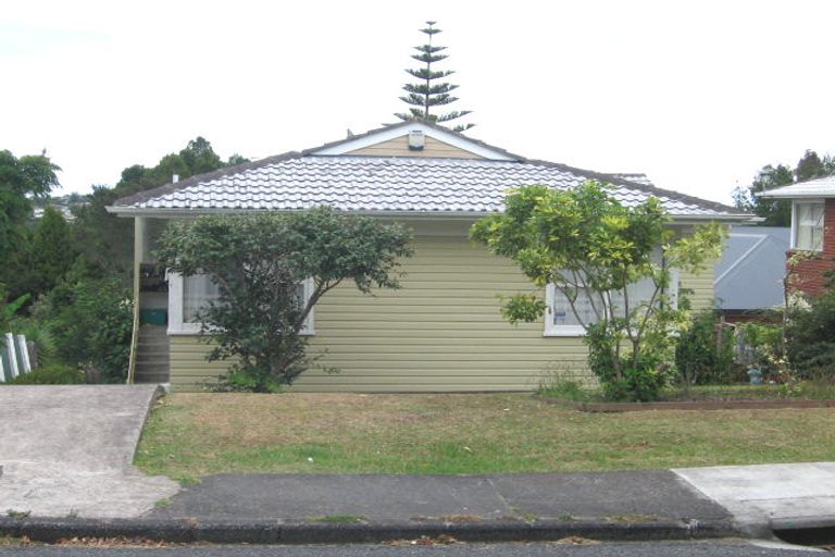 Photo of property in 27 Brunton Place, Glenfield, Auckland, 0629
