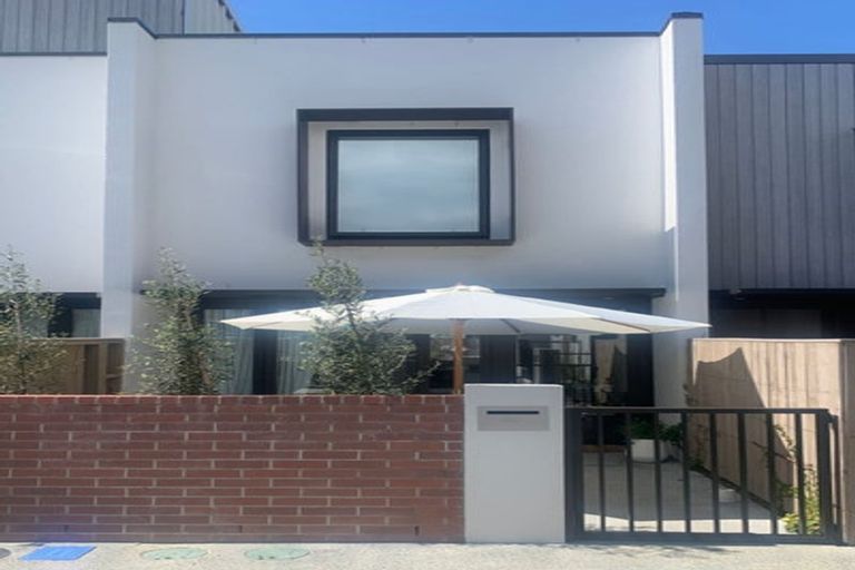 Photo of property in 43 Hadlow Terrace, Grey Lynn, Auckland, 1021