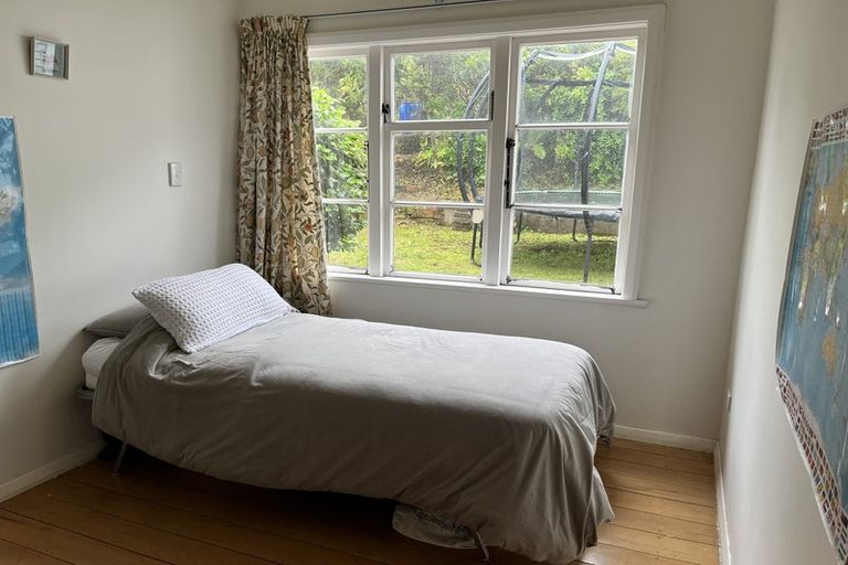 Photo of property in 12 Titiro Moana Road, Korokoro, Lower Hutt, 5012