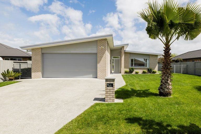 Photo of property in 69 Aquila Crescent, Rototuna North, Hamilton, 3210