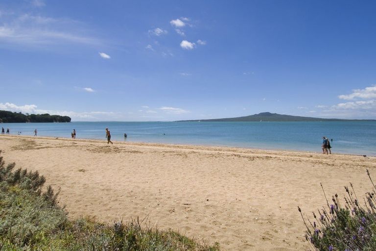 Photo of property in 2 Grahame Street, Devonport, Auckland, 0624