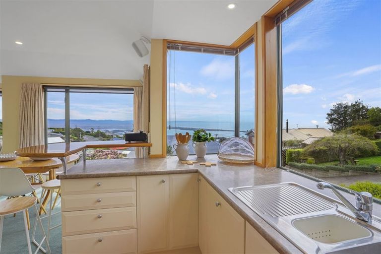 Photo of property in 262a Mount Pleasant Road, Mount Pleasant, Christchurch, 8081