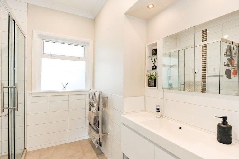 Photo of property in 913 Rimu Street, Mahora, Hastings, 4120