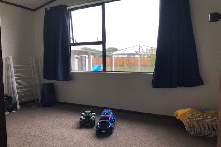 Photo of property in 23 Elmwood Crescent, Pukete, Hamilton, 3200