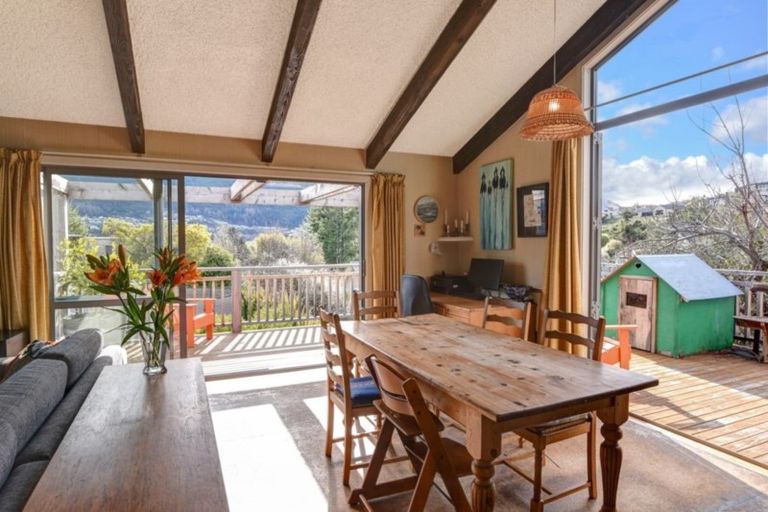 Photo of property in 75 Oregon Drive, Kelvin Heights, Queenstown, 9300