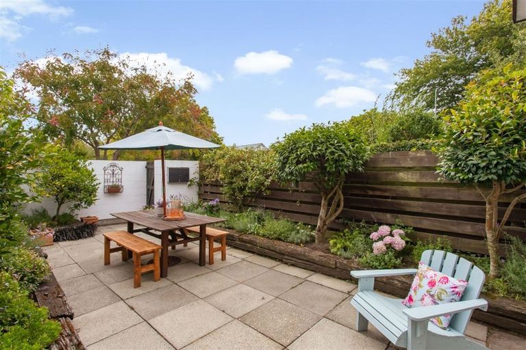 Photo of property in 4/102 Winchester Street, Merivale, Christchurch, 8014