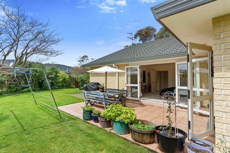 Photo of property in 101 Ngarara Road, Waikanae, 5036