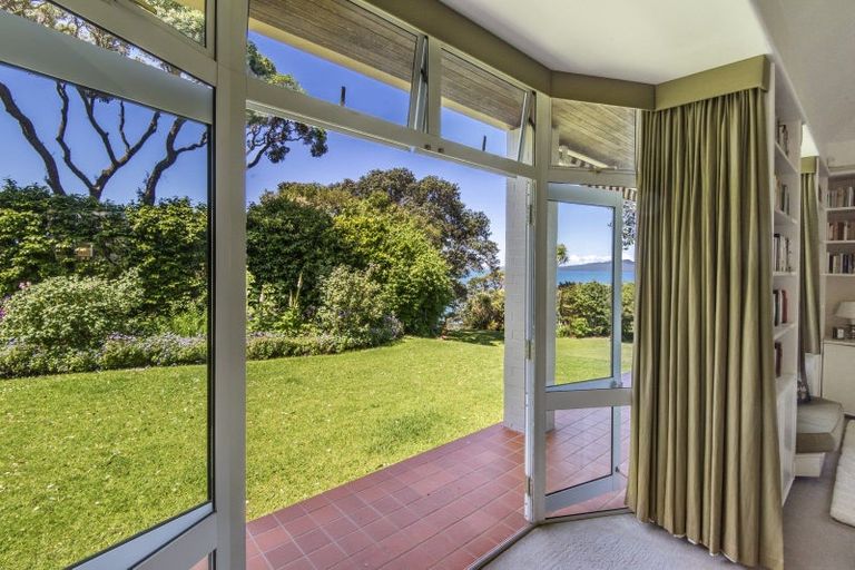 Photo of property in 173 Beach Road, Castor Bay, Auckland, 0620