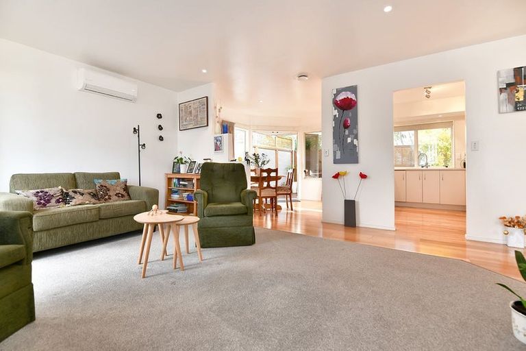 Photo of property in 47b Centreway Road, Orewa, 0931