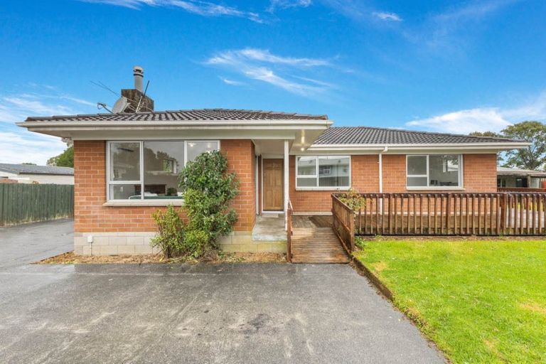 Photo of property in 92 Kayes Road, Pukekohe, 2120