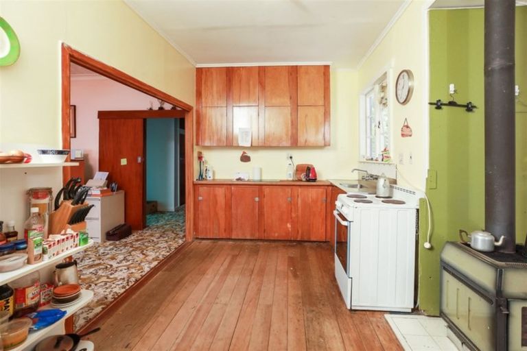 Photo of property in 7 Waiotahi Road, Thames, 3500