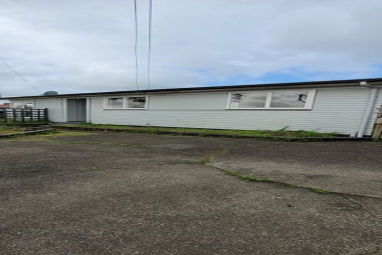 Photo of property in 45 Cargill Street, Papakura, 2110