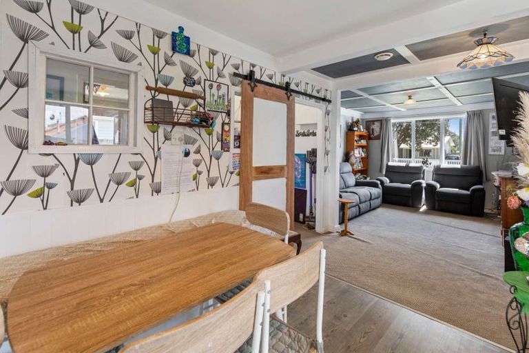 Photo of property in 39 Harper Street, Gonville, Whanganui, 4501