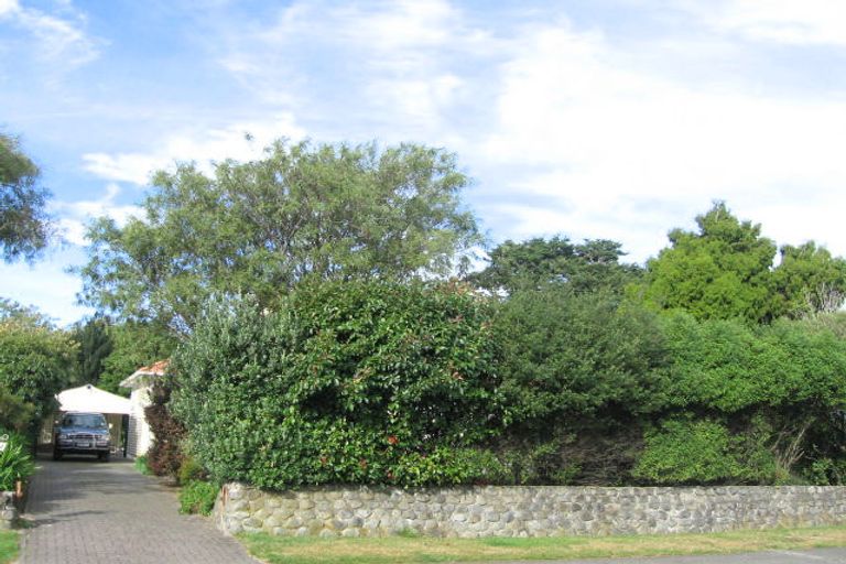 Photo of property in 14 Golders Road, Elderslea, Upper Hutt, 5018