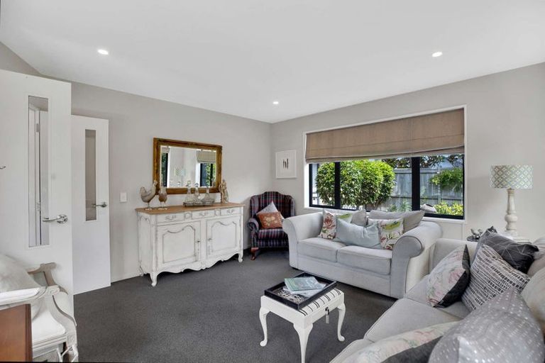 Photo of property in 75 Willowside Place, Amberley, 7410