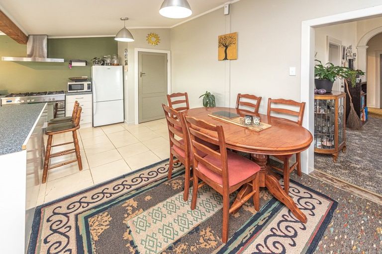 Photo of property in 21 Ruapehu Street, Castlecliff, Whanganui, 4501