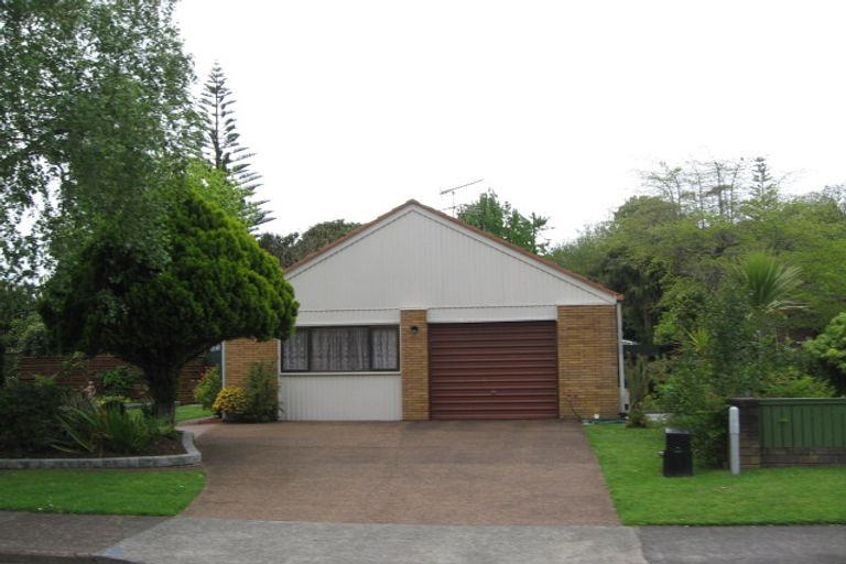 Photo of property in 40 The Circle, Manly, Whangaparaoa, 0930