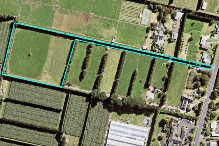 Photo of property in 138 Taupaki Road, Taupaki, 0782