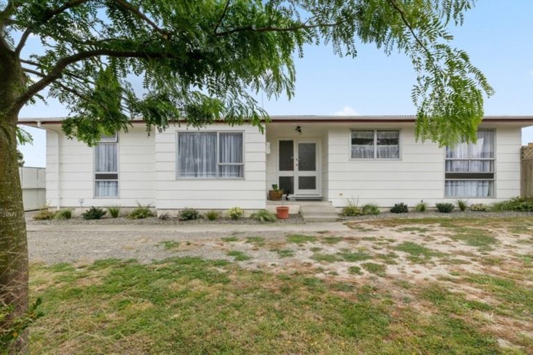 Photo of property in 9 Waihi Place, Westbrook, Palmerston North, 4412