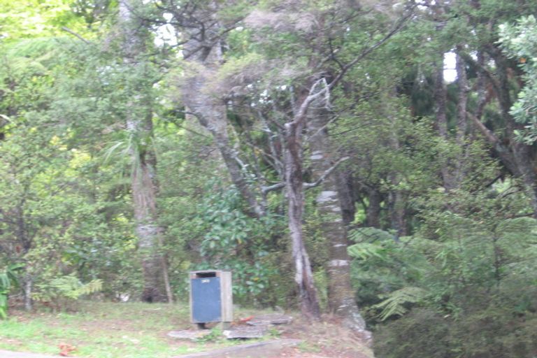 Photo of property in 205 Atkinson Road, Titirangi, Auckland, 0604