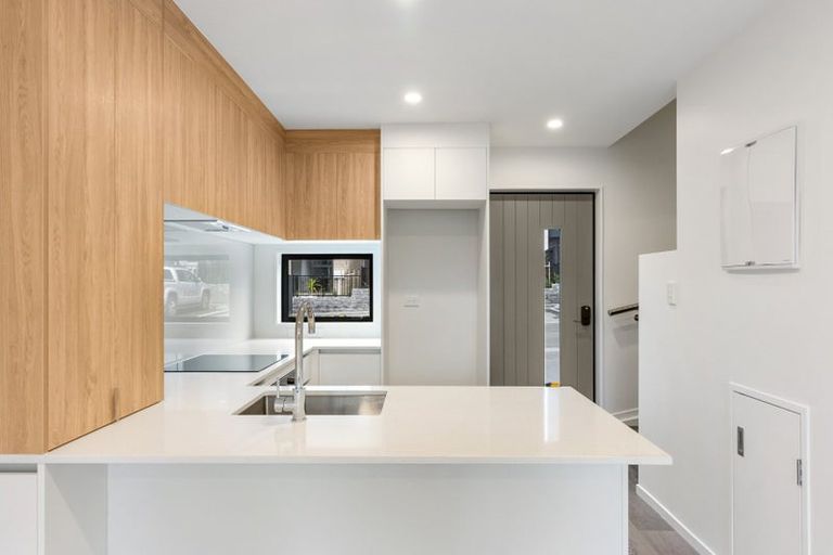 Photo of property in 74 Selo Street, Glen Eden, Auckland, 0602