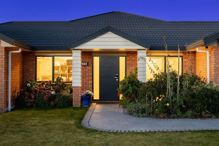Photo of property in 23 Harry Shaw Way, Raumati South, Paraparaumu, 5032