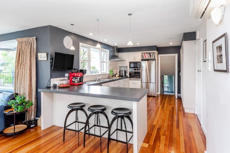 Photo of property in 90 Clyde Road, Ilam, Christchurch, 8041