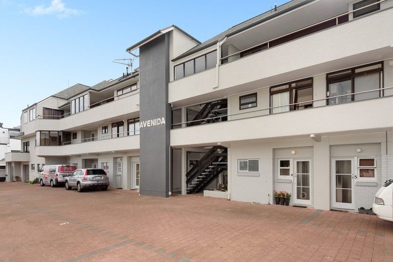 Photo of property in 40c Maunganui Road, Mount Maunganui, 3116