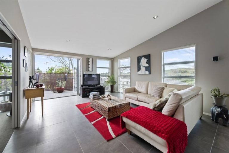 Photo of property in 30 Buxton Place, Ohauiti, Tauranga, 3112