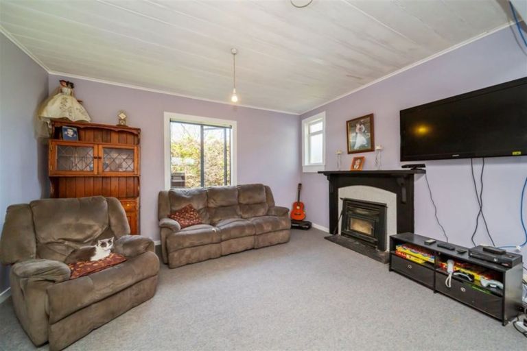 Photo of property in 25 Hobson Street, Normanby, Hawera, 4614