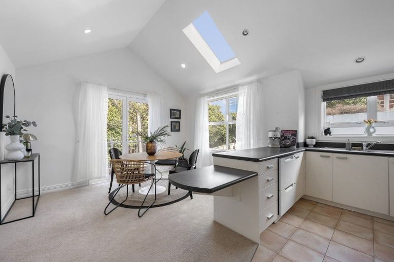 Photo of property in 20 Hill Street, Thorndon, Wellington, 6011