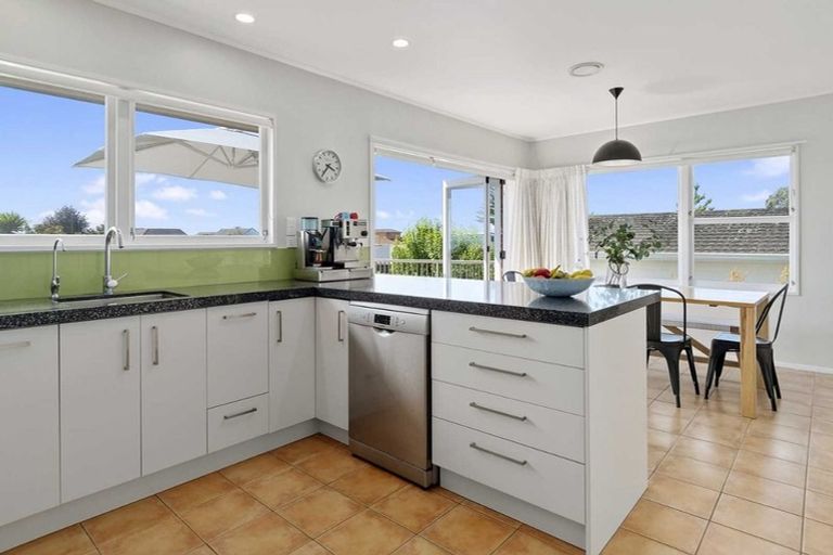 Photo of property in 15 Audrey Place, Matua, Tauranga, 3110