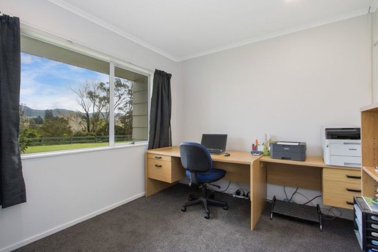 Photo of property in 19 Henry Road, Katikati, 3129