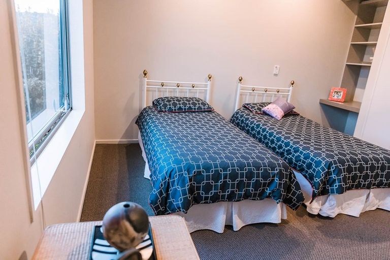 Photo of property in 14 Pentonville Close, Westmorland, Christchurch, 8025