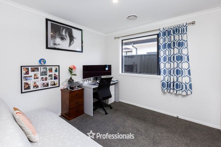 Photo of property in 115 Mawai Hakona Drive, Wallaceville, Upper Hutt, 5018