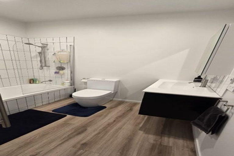 Photo of property in 5 Pipi Place, Levin, 5510