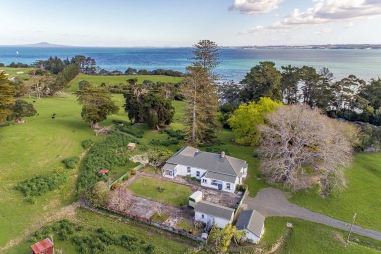 Photo of property in 5 Daisy Burrell Drive, Gulf Harbour, Whangaparaoa, 0930