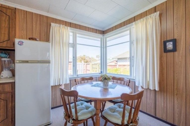 Photo of property in 15 Gainsborough Street, Hoon Hay, Christchurch, 8025