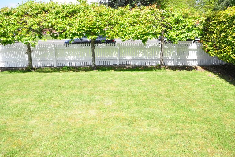 Photo of property in 129 Church Street, West End, Palmerston North, 4412