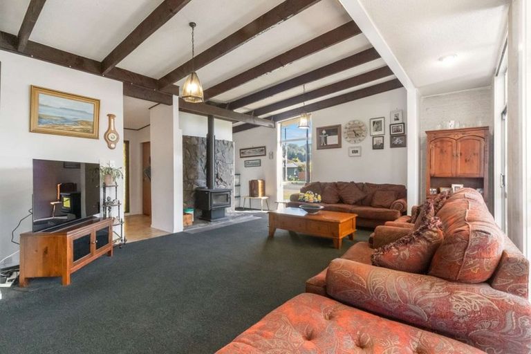 Photo of property in 28 Iles Road, Lynmore, Rotorua, 3010